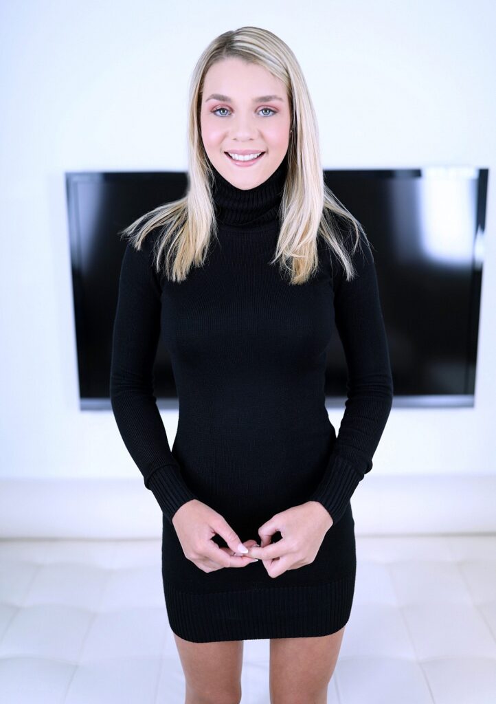 Who Is Gabbie Carter? Bio, Age, Career, Net Worth, Family & Life in 2026