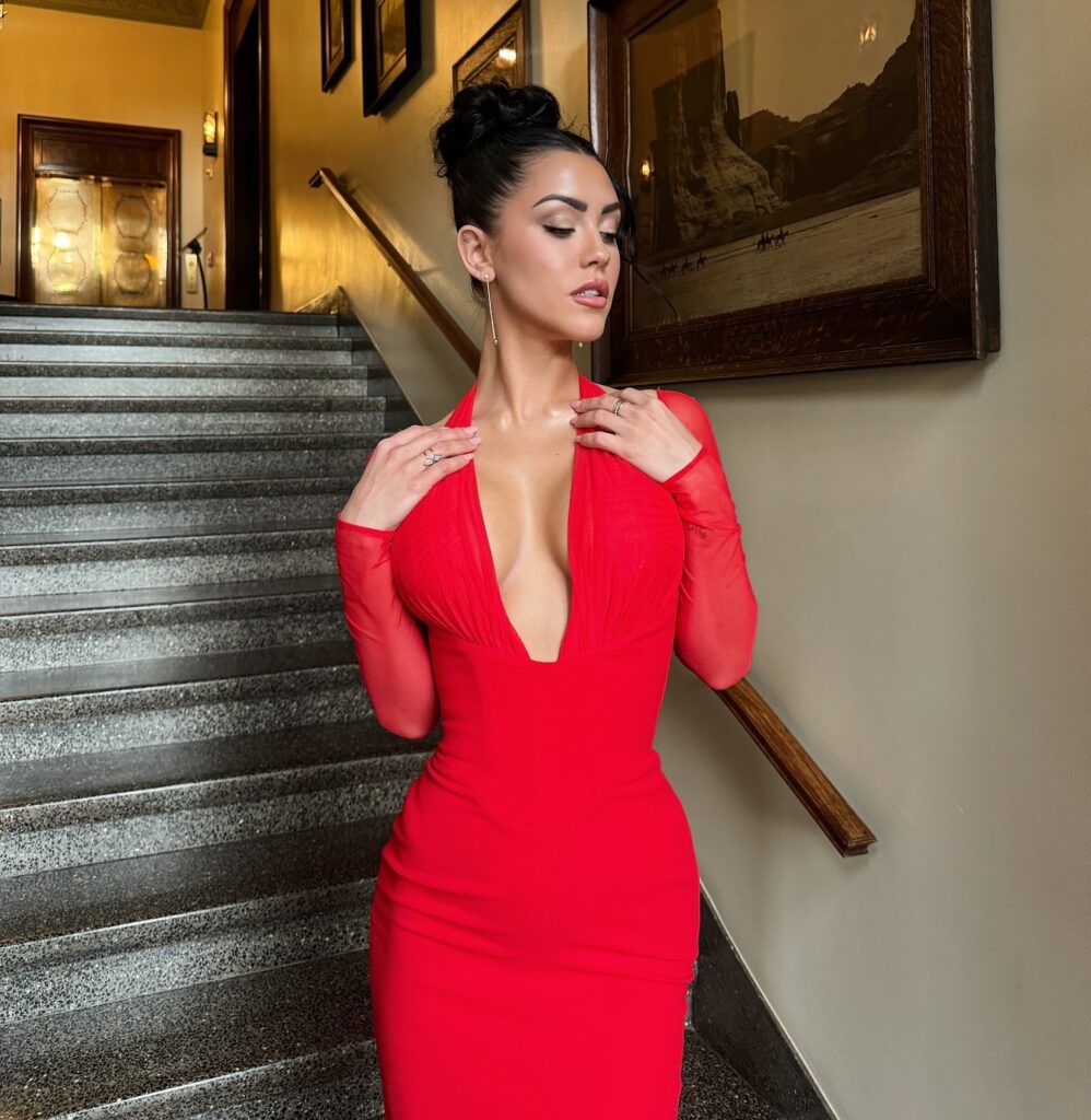 Alina Lopez: Bio, Age, Career & Net Worth 2026