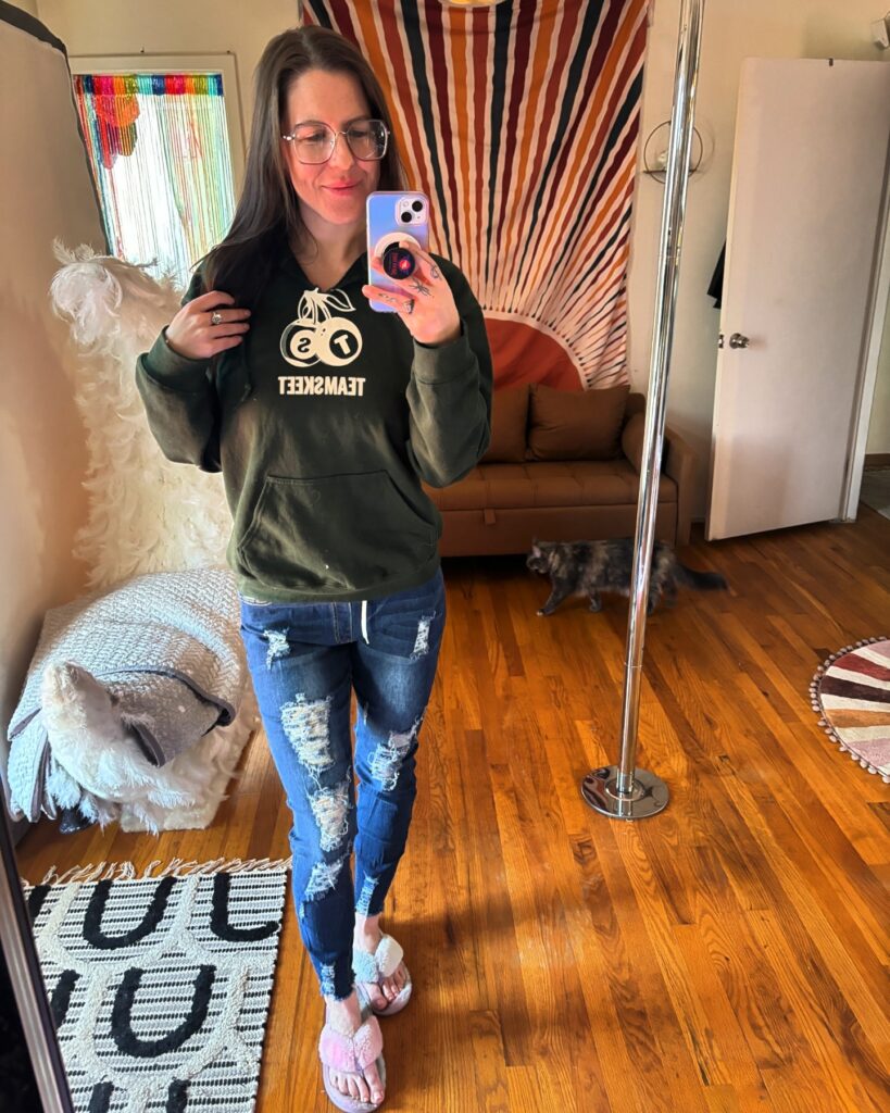 Nikki Zee Age, Career, Height, Boyfriend & Net Worth 2026