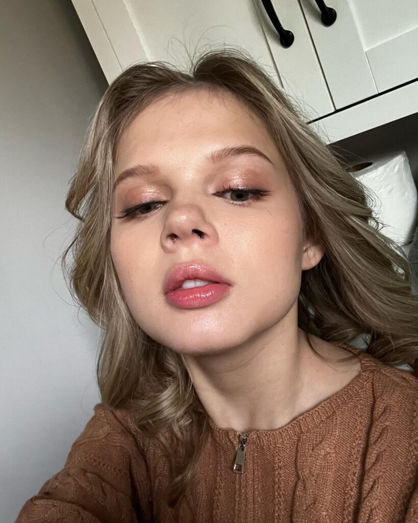 Who Is Coco Lovelock? Age, Career, Height & Net Worth 2026